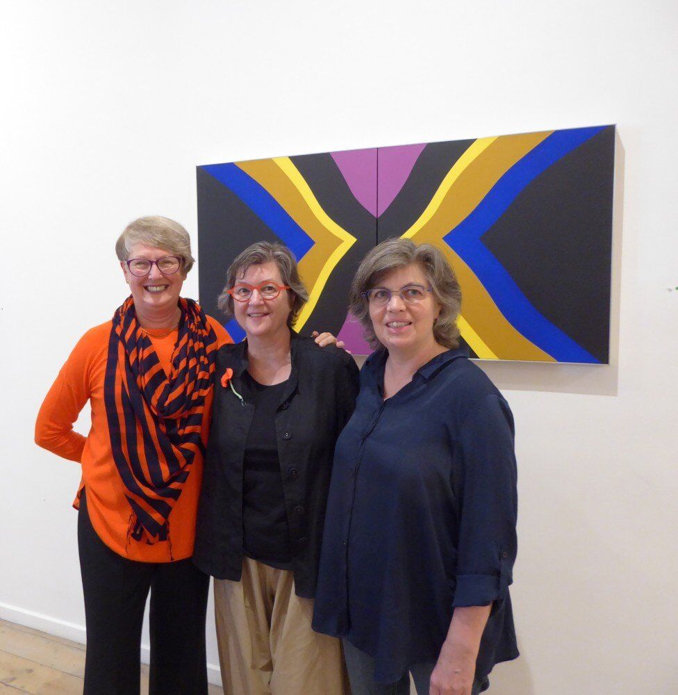 'Margaret Worth' Charles Nodrum Gallery Victoria, 3 amigos
